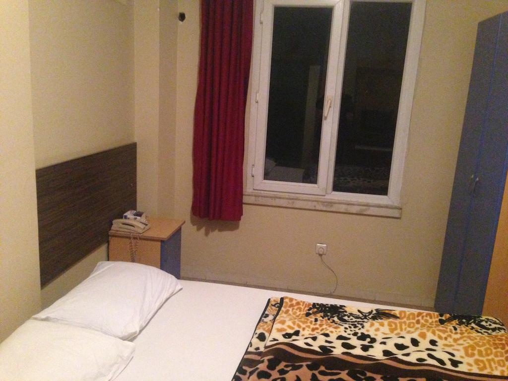 Hotel Beyhan Mersin  Exterior photo